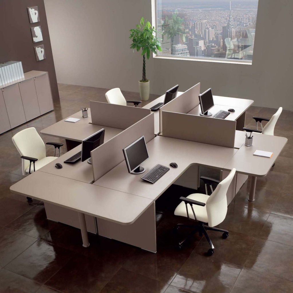 Как поставить 4 стола. Расстановка мебели в офисе. Стол офисный. Расстановка столов в офисе. Расположение мебели в офисе.